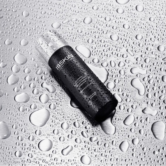 111SKIN Celestial Black Diamond Brightening Essence - Picture 8 of 9